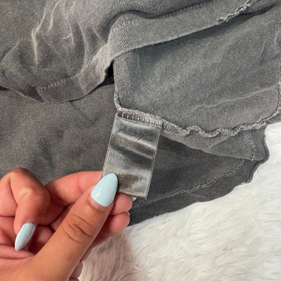 MADEWORN AC/DC Graphic T-Shirt - Picture 5 of 6